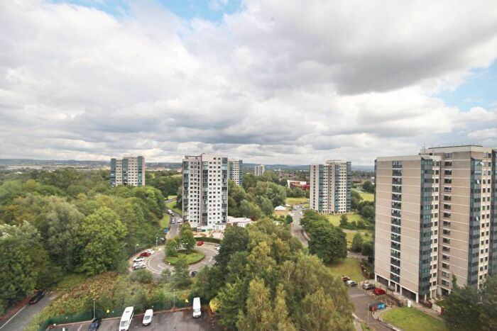 2 Bedroom Flat To Rent In Splindtree Avenue, Manchester, M9