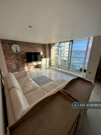 2 Bedroom Flat To Rent In Drift Court, London, E16