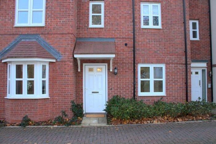 2 Bedroom Flat To Rent In Chatham Road, Stratford-Upon-Avon, CV37