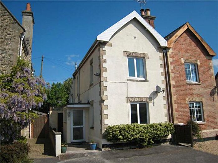 2 Bedroom Semi Detached House To Rent In North Street, Calne, SN11