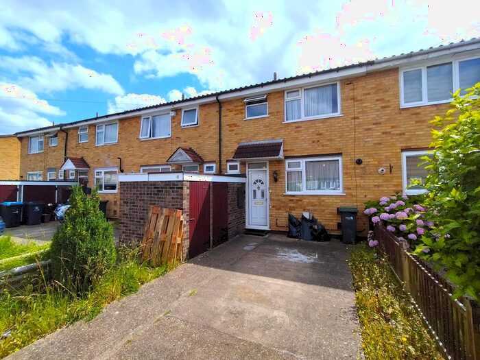 3 Bedroom Property To Rent In Ferndale Road, Enfield, EN3