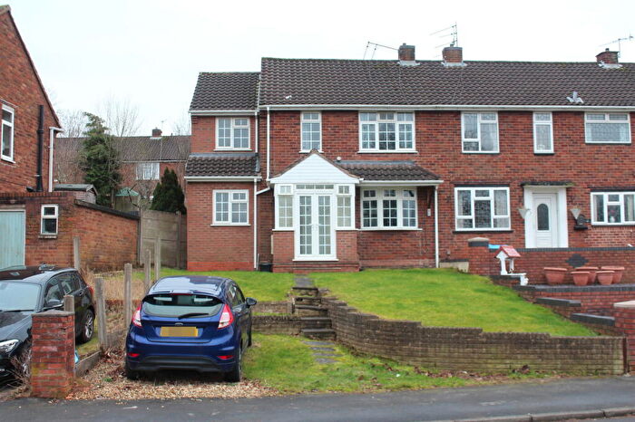 3 Bedroom End Of Terrace House For Sale In Wordsley, Whitethorn Road, DY8
