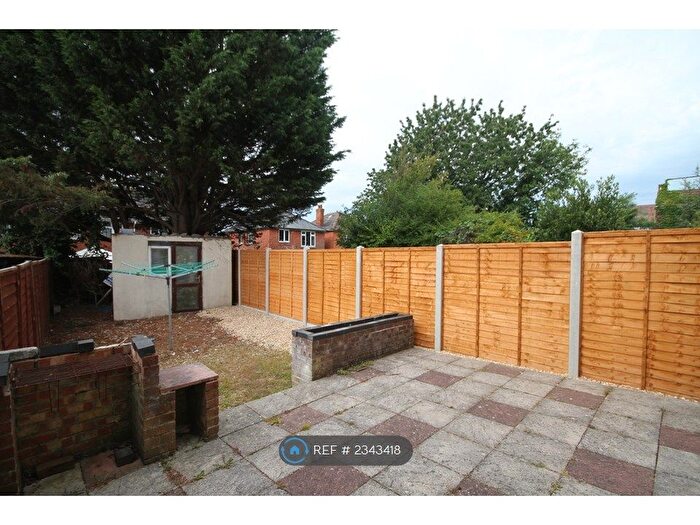 4 Bedroom Semi-Detached House To Rent In Brassey Road, Bournemouth, BH9