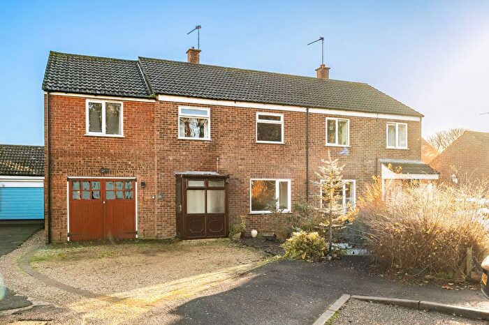 5 Bedroom Semi-Detached House For Sale In Elizabeth Drive, Necton, PE37