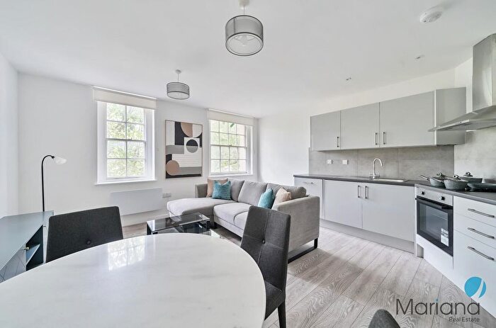 2 Bedroom Flat To Rent In Chatfield House, Marsh Street, Bristol, BS1