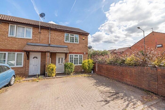 2 Bedroom Terraced House For Sale In Bader Gardens, Slough, SL1