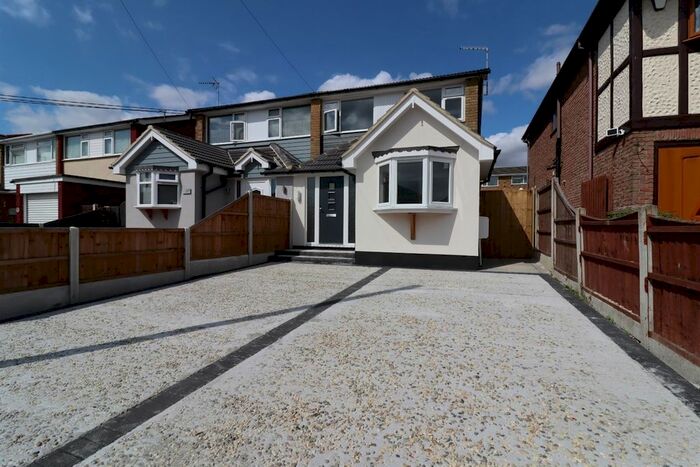 3 Bedroom Semi-Detached House To Rent In Orchard Avenue, Hockley, SS5