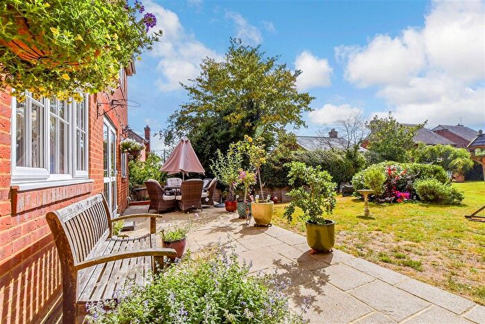 4 Bedroom Detached House For Sale In High Meadow, Northiam, Rye, East Sussex, TN31