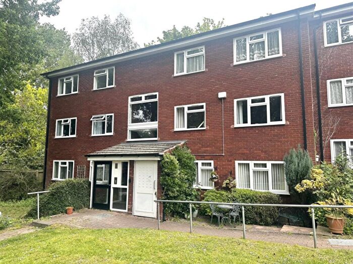 2 Bedroom Flat To Rent In Newton Road, Knowle, Solihull, B93