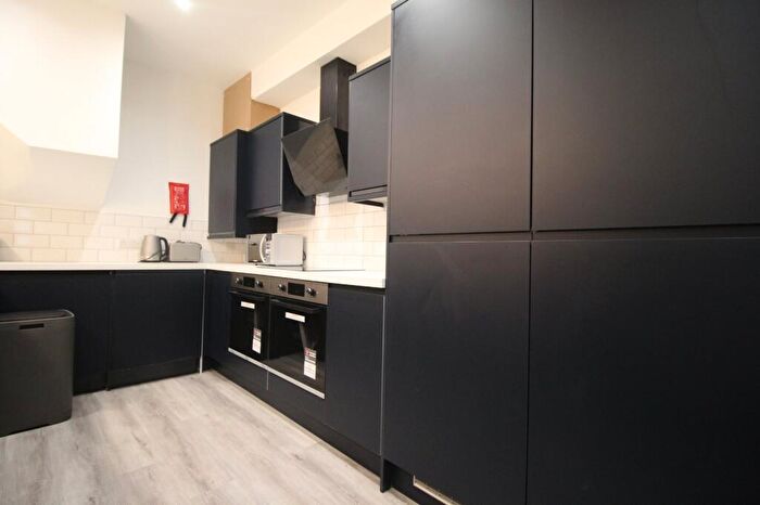 6 Bedroom Terraced House To Rent In Norman Road, Southsea, Portsmouth, PO4