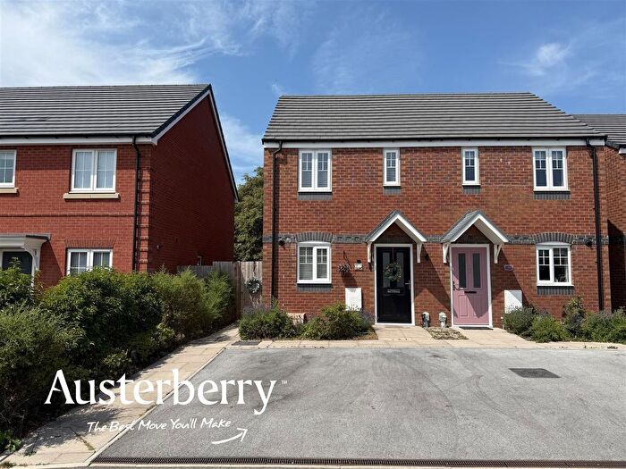 2 Bedroom Semi-Detached House For Sale In Hawarden Way, Stoke-On-Trent, ST3