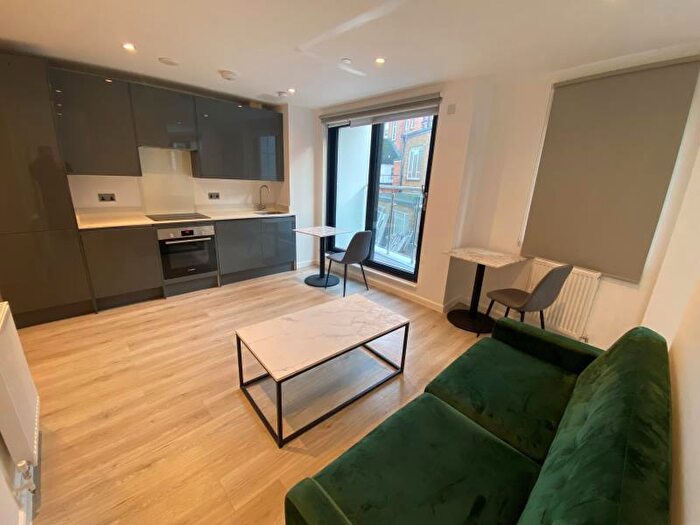 1 Bedroom Apartment To Rent In Woking, Surrey, GU21