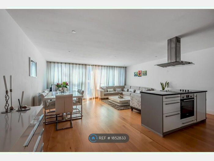 2 Bedroom Flat To Rent In Visage Apartments, London, NW3