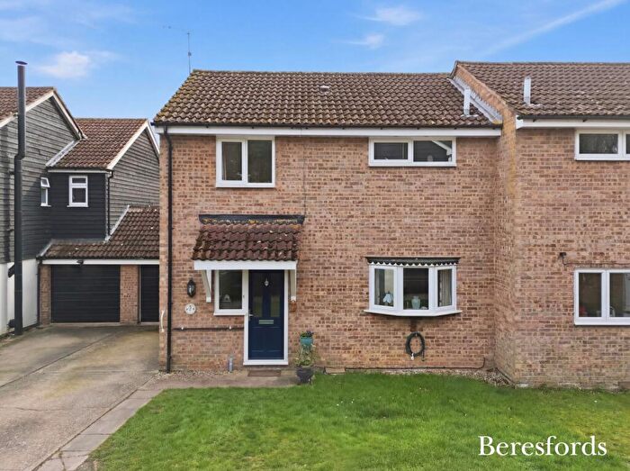 3 Bedroom Semi Detached House For Sale In Chantreywood, Brentwood, CM13