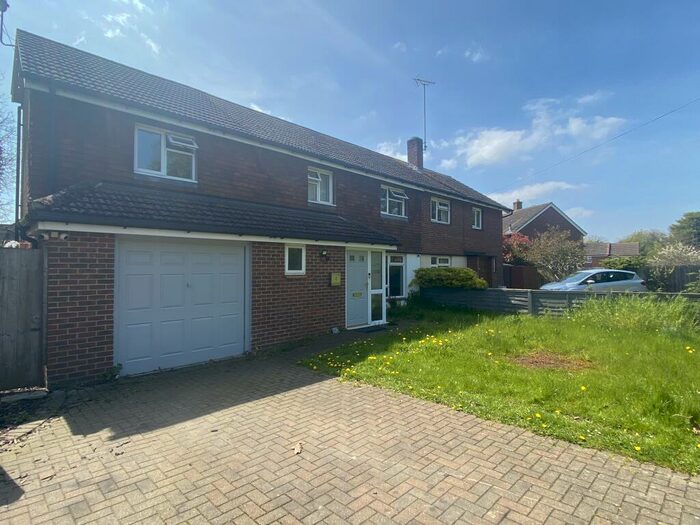 4 Bedroom Semi-Detached House To Rent In Eyhorne Street, Hollingbourne, ME17