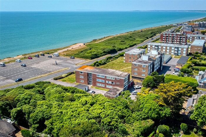 2 Bedroom Flat For Sale In Cliff Road, Milford On Sea, Lymington, Hampshire, SO41