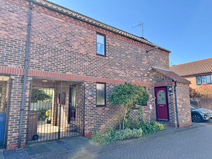 2 Bedroom Semi-Detached House For Sale In St Martins Court, Beverley, HU17
