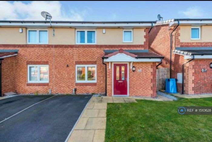 3 Bedroom Semi-Detached House To Rent In Broad Lane, Liverpool, L11