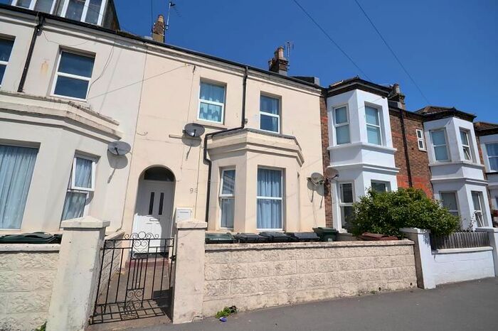 1 Bedroom Flat To Rent In Ashford Road, Eastbourne BN21