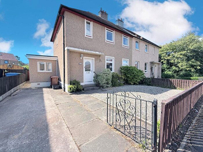 4 Bedroom Semi Detached House For Sale In , Livingstone Crescent, Falkirk, FK2