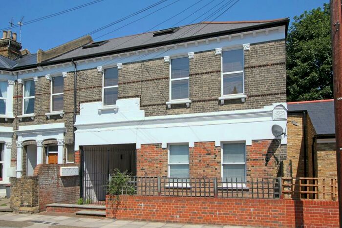 4 Bedroom Terraced House To Rent In Kenilford Road, Clapham South, SW12