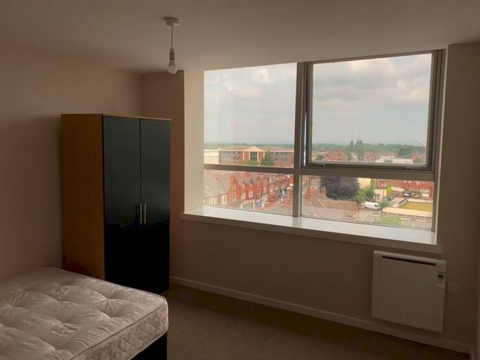 1 Bedroom Flat To Rent In Manchester Road, Altrincham, WA14