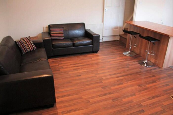 3 Bedroom Terraced House To Rent In Trelawn Avenue, Headingley, Leeds, LS6