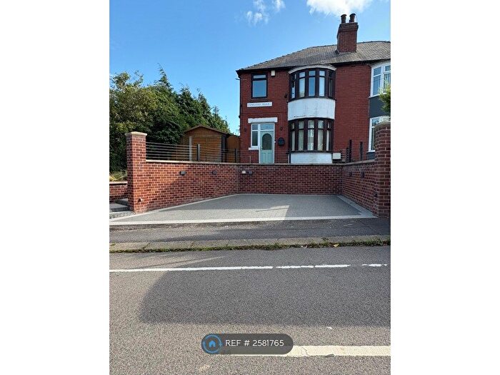 3 Bedroom Semi-Detached House To Rent In Oswestry Road, Sheffield, S5
