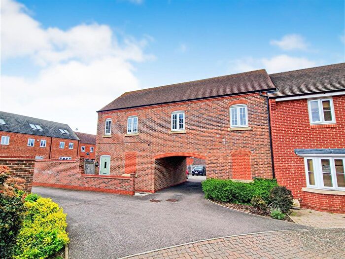 2 Bedroom Detached House For Sale In Lindrick Close, Great Denham, MK40
