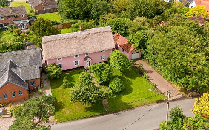 4 Bedroom Detached House For Sale In Mill Street, Gislingham, Eye, IP23
