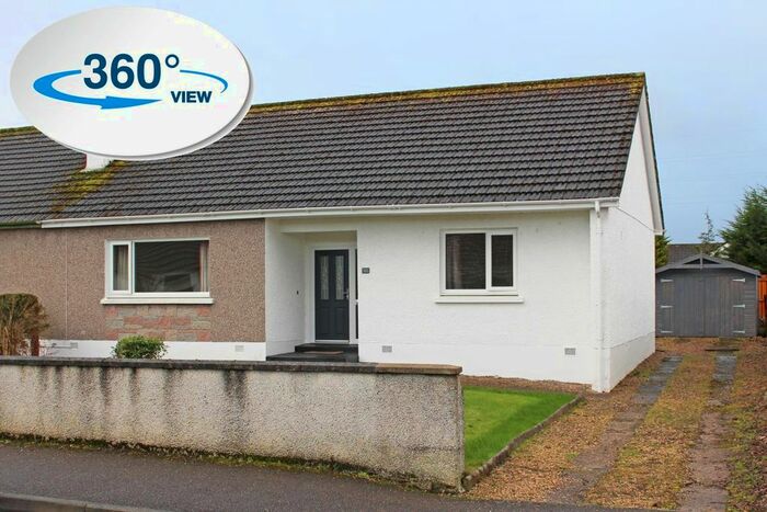 3 Bedroom Semi-Detached Bungalow To Rent In Drumblair Crescent, Inverness, IV2