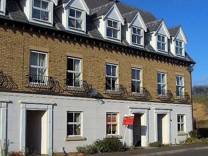 3 Bedroom Detached House To Rent In Robin Crescent, Colchester, CO3