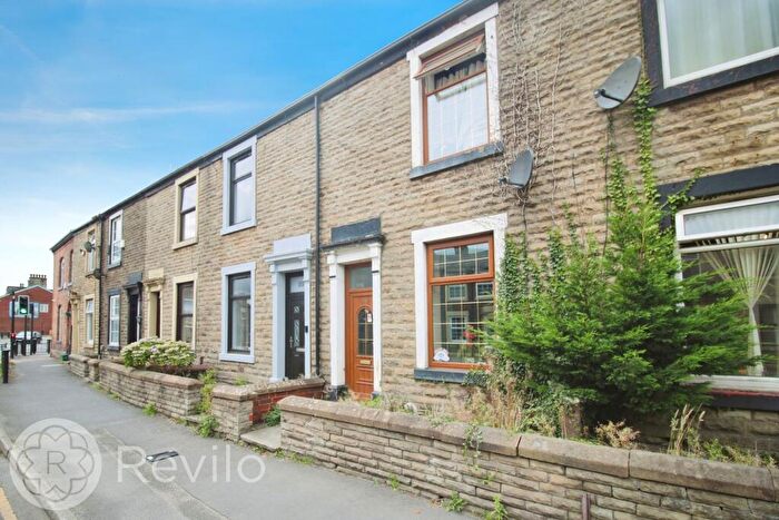 2 Bedroom Terraced House For Sale In Milnrow Road, Shaw, OL2