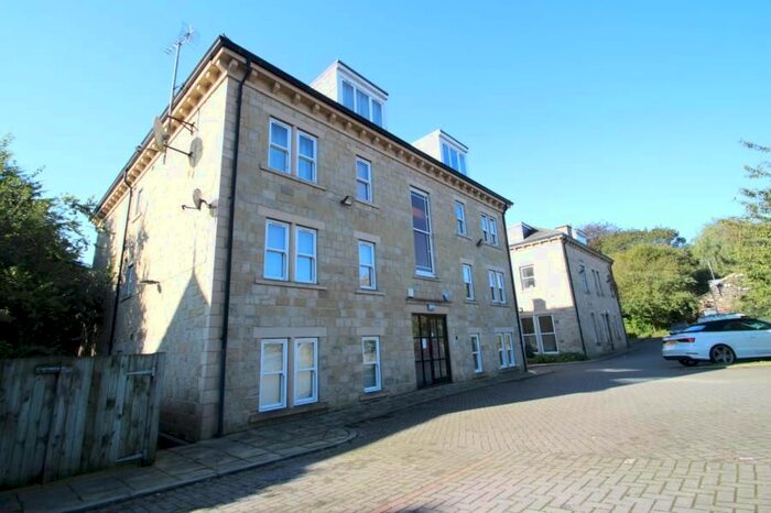 2 Bedroom Flat To Rent In Glenwood Villas, New Road Side LS18