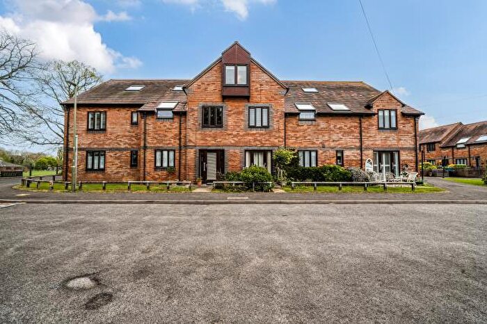 2 Bedroom Apartment For Sale In Sharman Beer Court, Thame, OX9