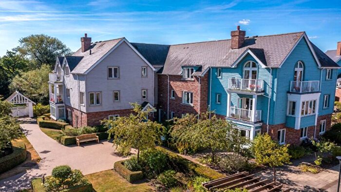 1 Bedroom Retirement Property For Sale In No. Village Centre, Richmond Villages Northampton, Bridge Meadow Way, NN4