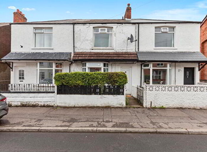 3 Bedroom Mid Terraced House For Sale In Brandon Parade, Belfast, BT4