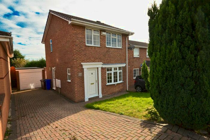 3 Bedroom Detached House To Rent In Valley Road, Hackenthorpe, S12