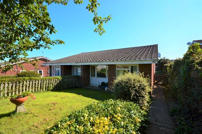 3 Bedroom Semi-Detached Bungalow To Rent In Yarborough Close, Godshill, PO38