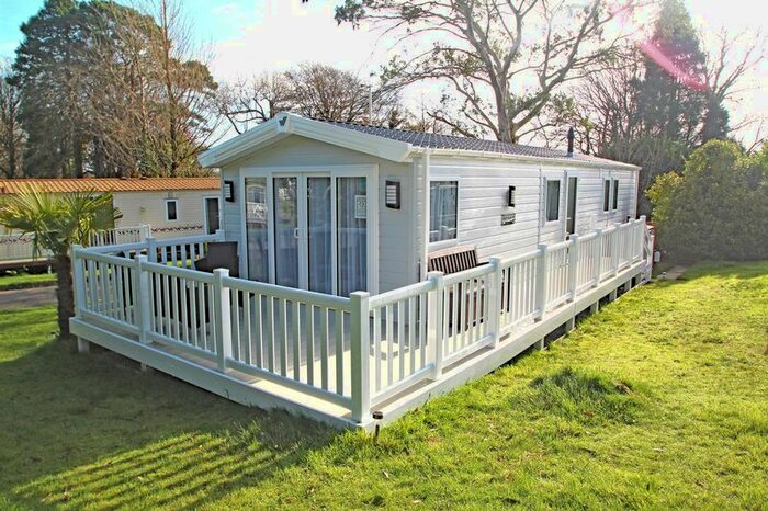2 Bedroom Mobile/park Home For Sale In Castle-An-Dinas, St. Columb, TR9