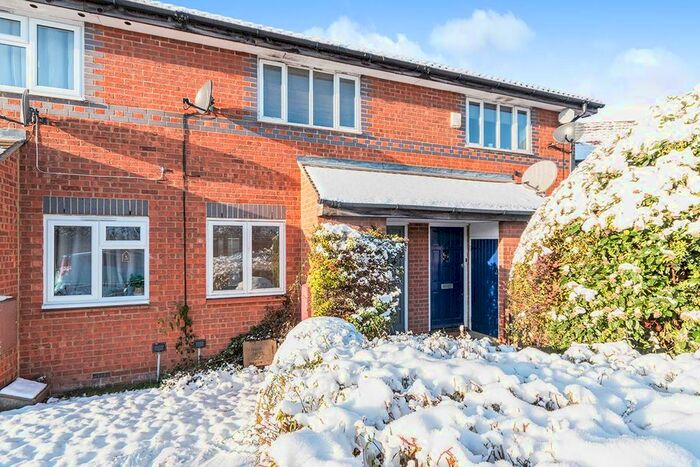 2 Bedroom Terraced House To Rent In Rookery Drive, Luton, Bedfordshire, LU2