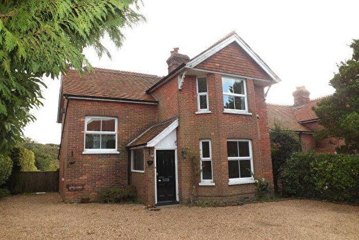 3 Bedroom Detached House To Rent In Mutton Hall Hill, Heathfield, TN21