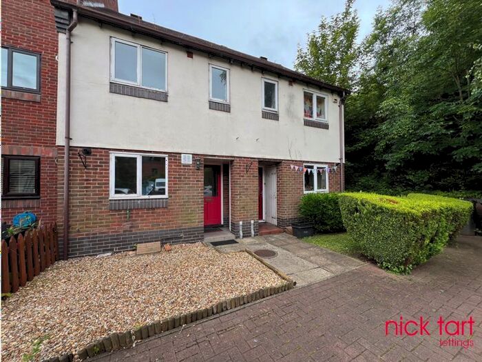 2 Bedroom Terraced House To Rent In Kings Loade, Bridgnorth, WV16