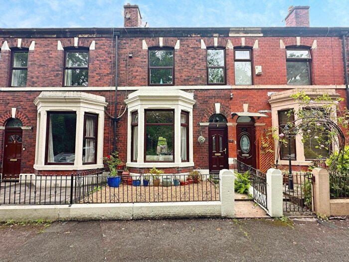 3 Bedroom Terraced House For Sale In Royal Avenue, Bury, BL9
