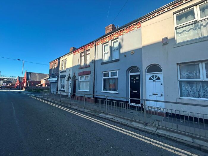 2 Bedroom House To Rent In Oakfield Road, L4