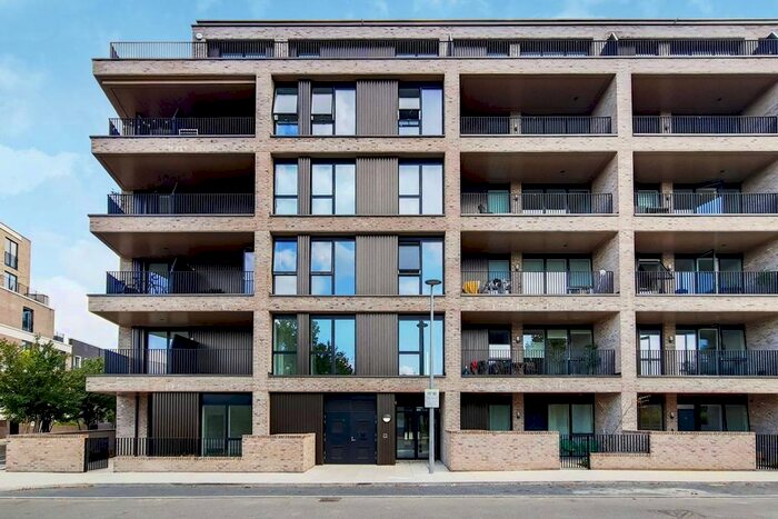 2 Bedroom Flat To Rent In Olympic Park Avenue, Stratford, E20