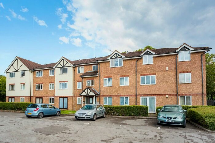 1 Bedroom Flat To Rent In Goosander Court, Raven Close, Colindale, London, NW9