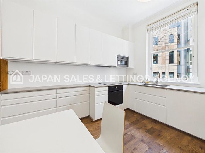 2 Bedroom Flat To Rent In White Horse House, , Little Britain, London, EC1A