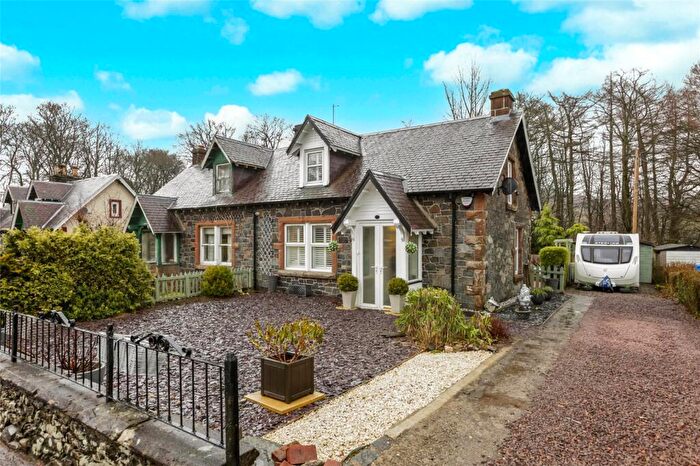 3 Bedroom Bungalow For Sale In Edinburgh Road, Abington, Biggar, South Lanarkshire, ML12