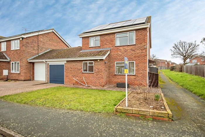 4 Bedroom Detached House For Sale In Hall Road, Stowmarket, Suffolk, IP14